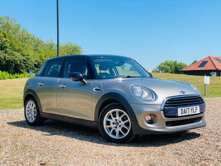 MINI HATCH 1.5 5-Door Hatch Cooper D